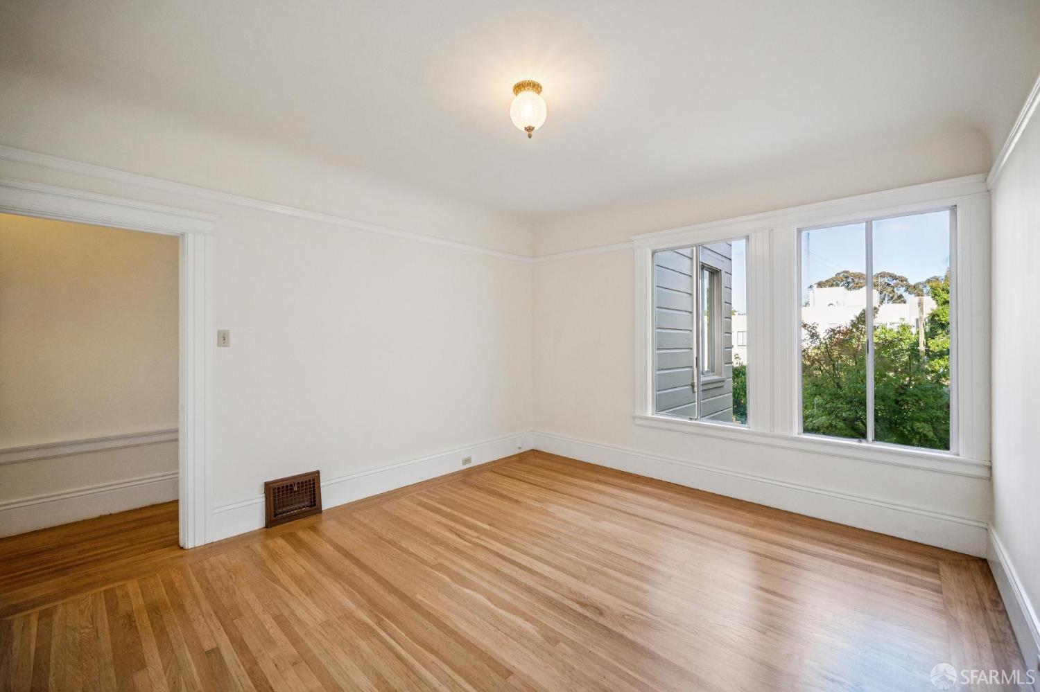 Photo #19: 425071035 Listing: Photo #19