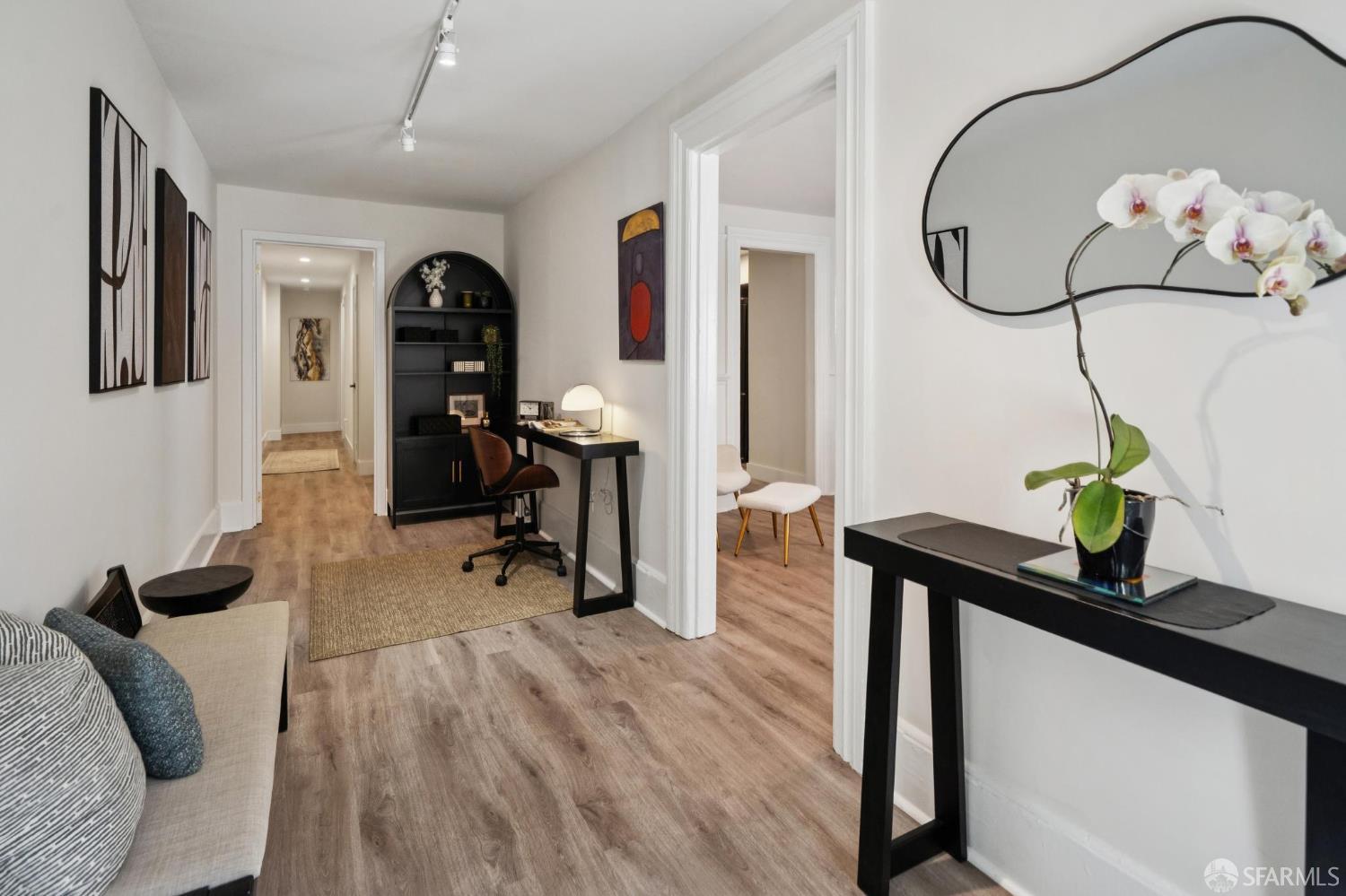 Photo #6: 425070831 Listing 