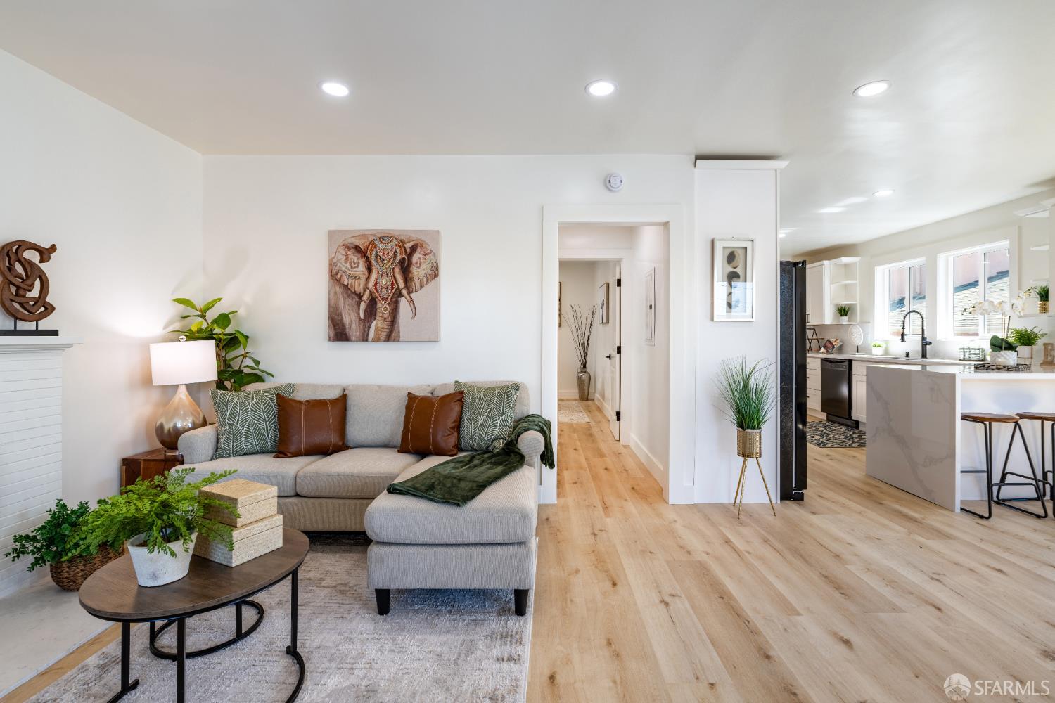 Detail Gallery Image 12 of 25 For 3568 Harper St, Oakland,  CA 94601 - 3 Beds | 2 Baths