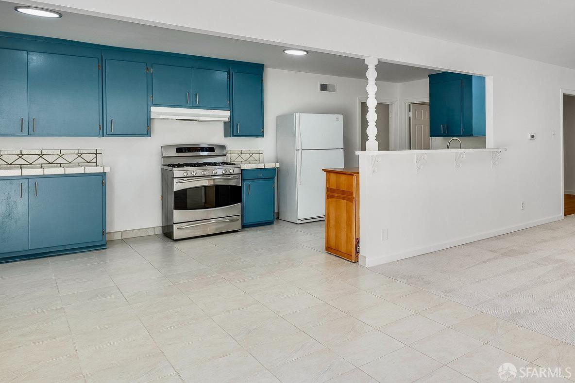 Detail Gallery Image 17 of 43 For 2615 Alameda De Las Pulgas, San Mateo,  CA 94403 - 3 Beds | 2 Baths
