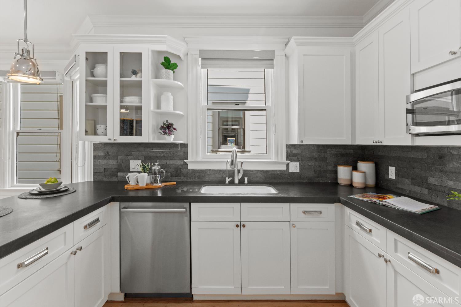 Photo #6: 425066754 Listing 