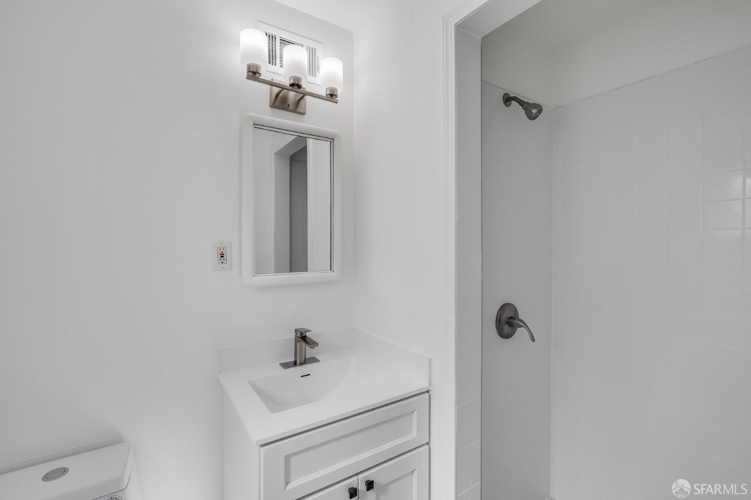 Detail Gallery Image 28 of 43 For 2615 Alameda De Las Pulgas, San Mateo,  CA 94403 - 3 Beds | 2 Baths