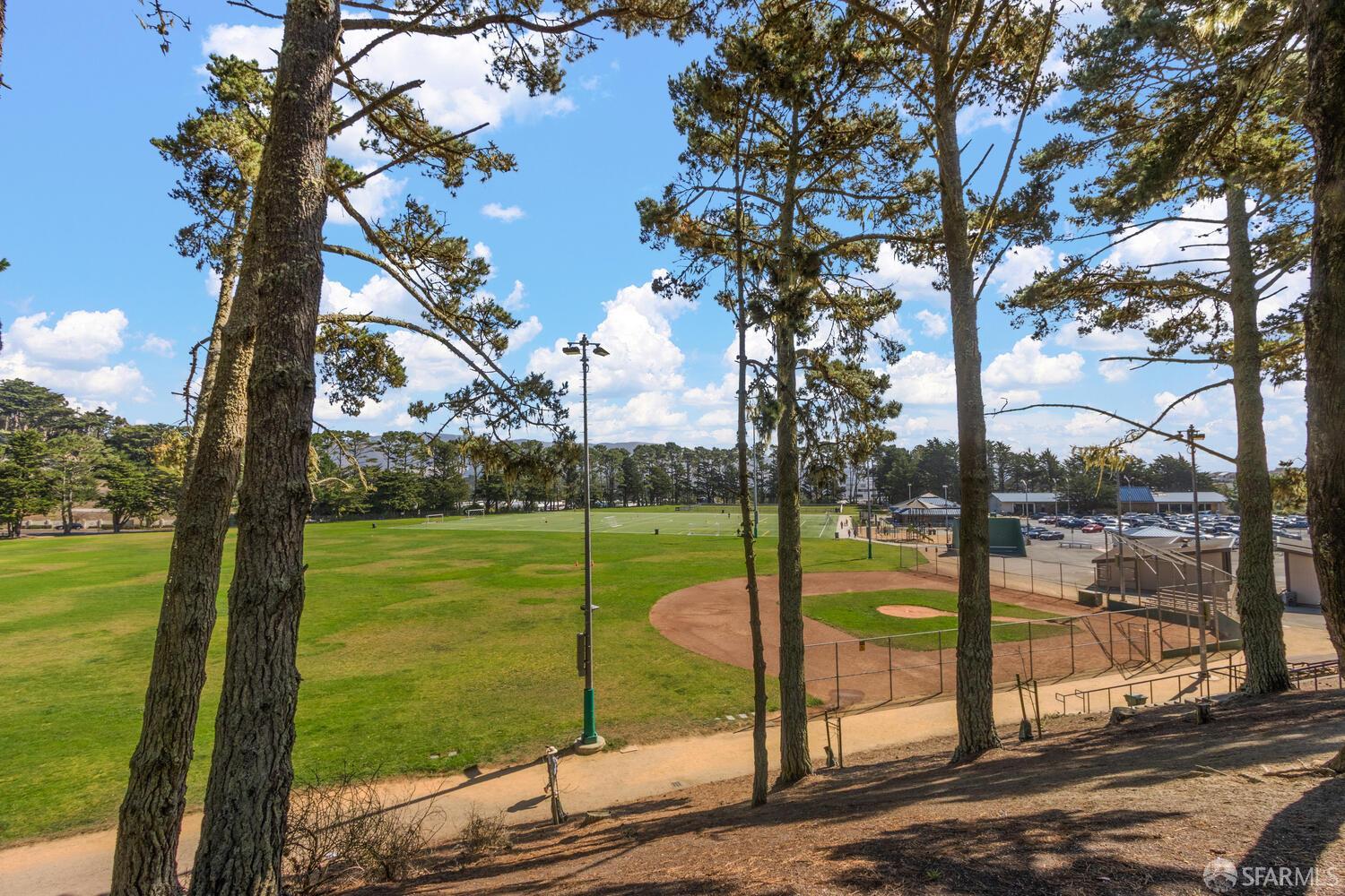 Detail Gallery Image 42 of 45 For 3 John Papan Ct, Daly City,  CA 94015 - 3 Beds | 2/1 Baths