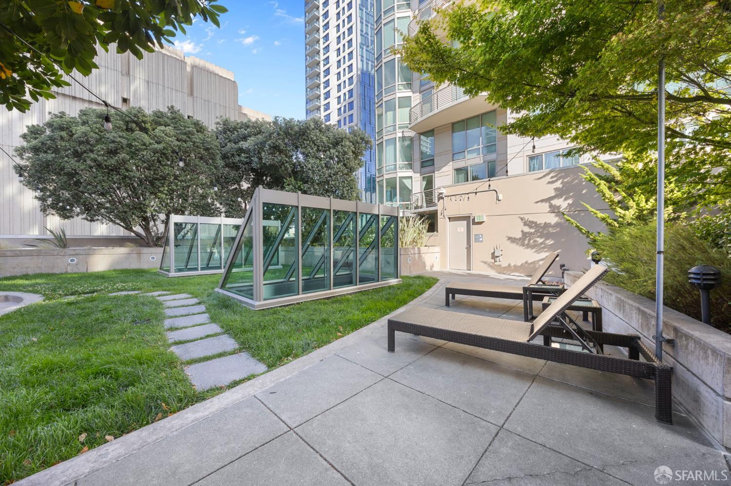 Photo #54: 425039723 Listing: Photo #54
