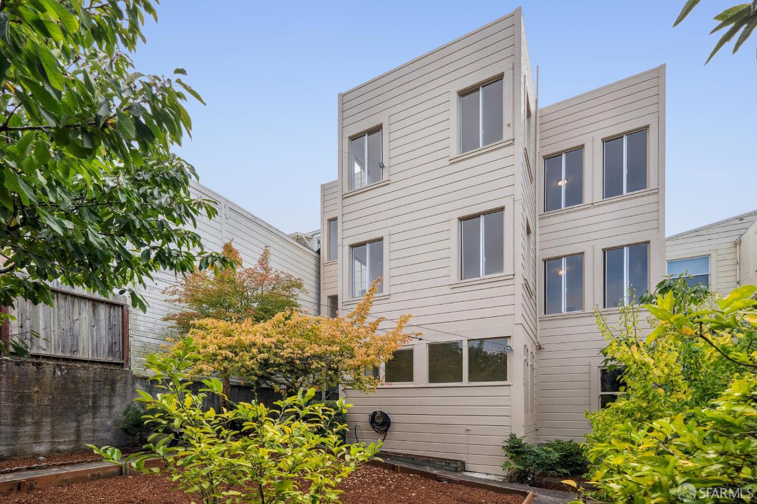 Photo #29: 425071045 Listing: Photo #29