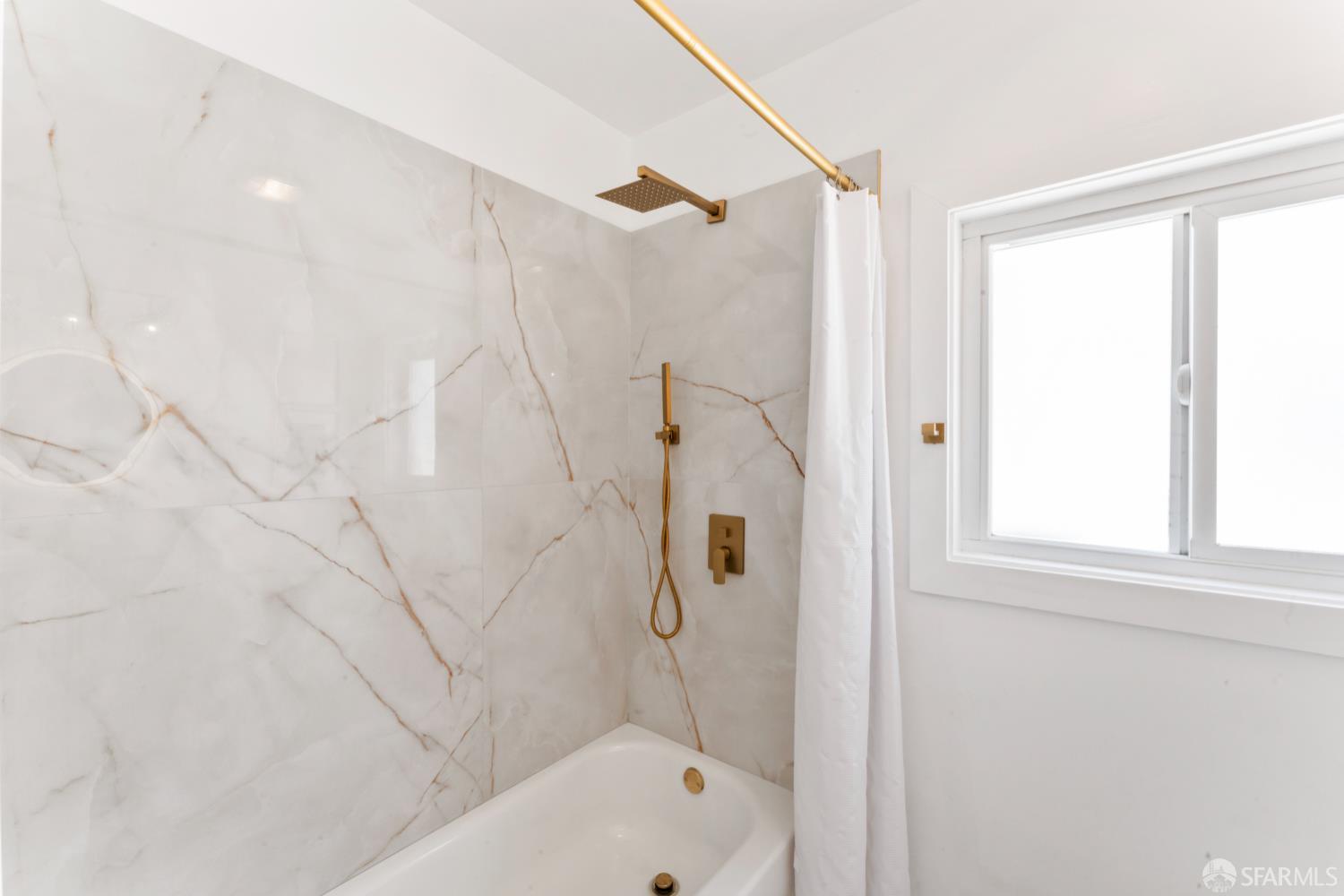 Detail Gallery Image 18 of 30 For 2621 Ritchie St, Oakland,  CA 94605 - 3 Beds | 1 Baths