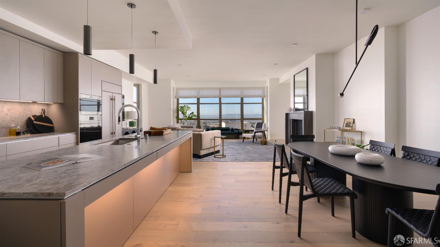 Detail Gallery Image 9 of 50 For 36 Meadow Dr #202,  San Francisco,  CA 94130 - 3 Beds | 3/1 Baths