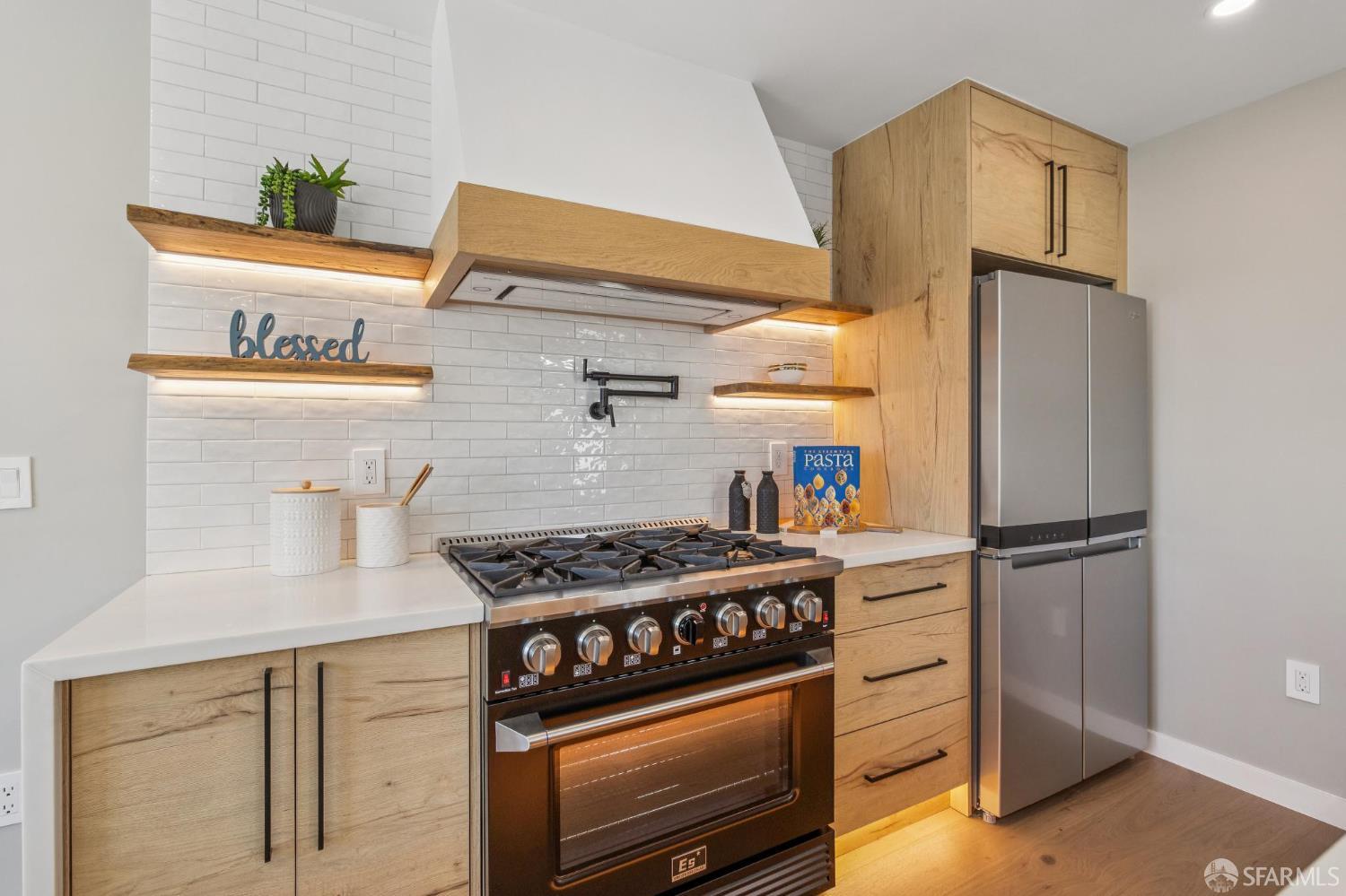 Detail Gallery Image 22 of 66 For 475 Head St, San Francisco,  CA 94132 - 4 Beds | 3 Baths