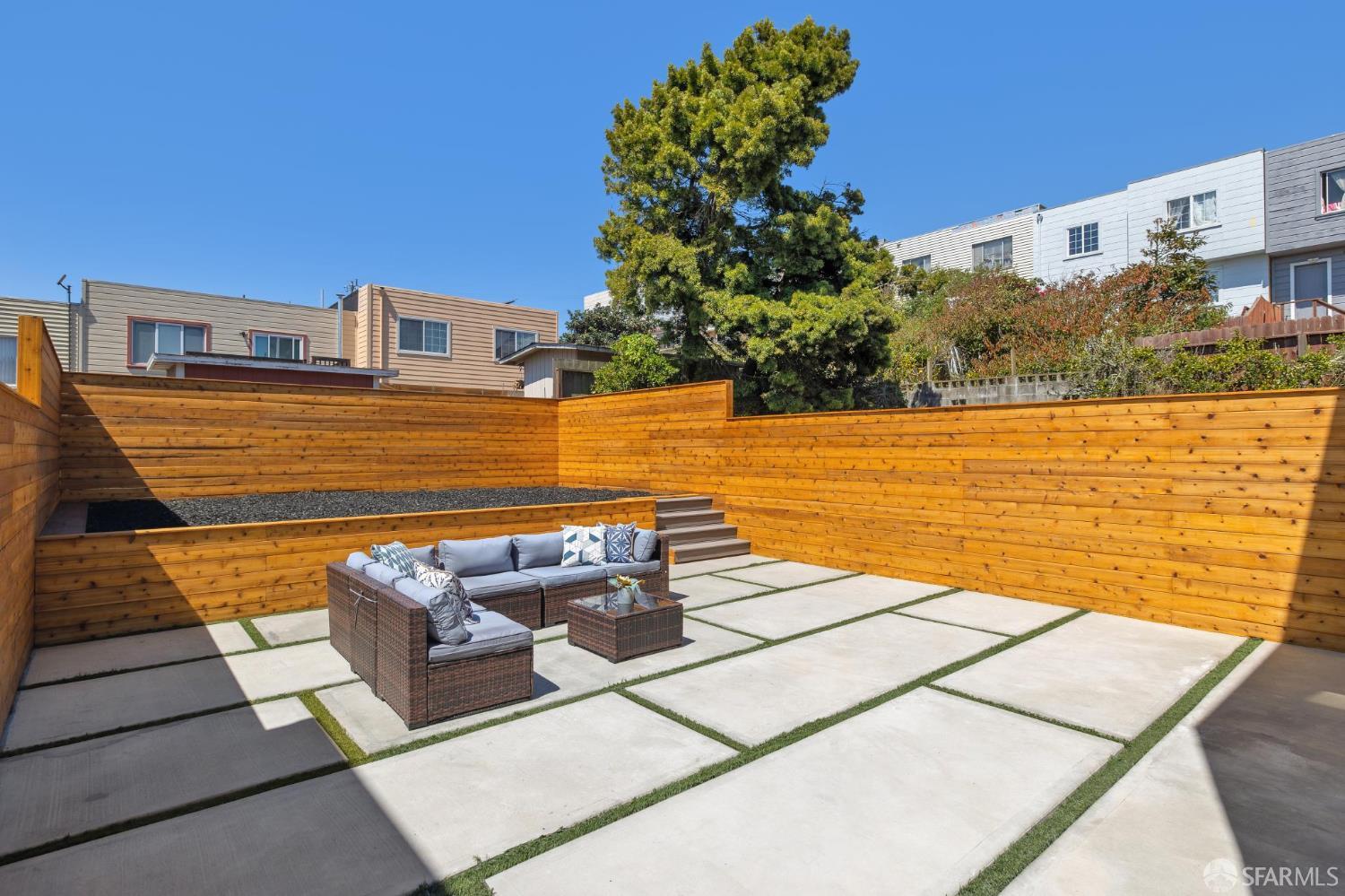 Detail Gallery Image 60 of 66 For 475 Head St, San Francisco,  CA 94132 - 4 Beds | 3 Baths