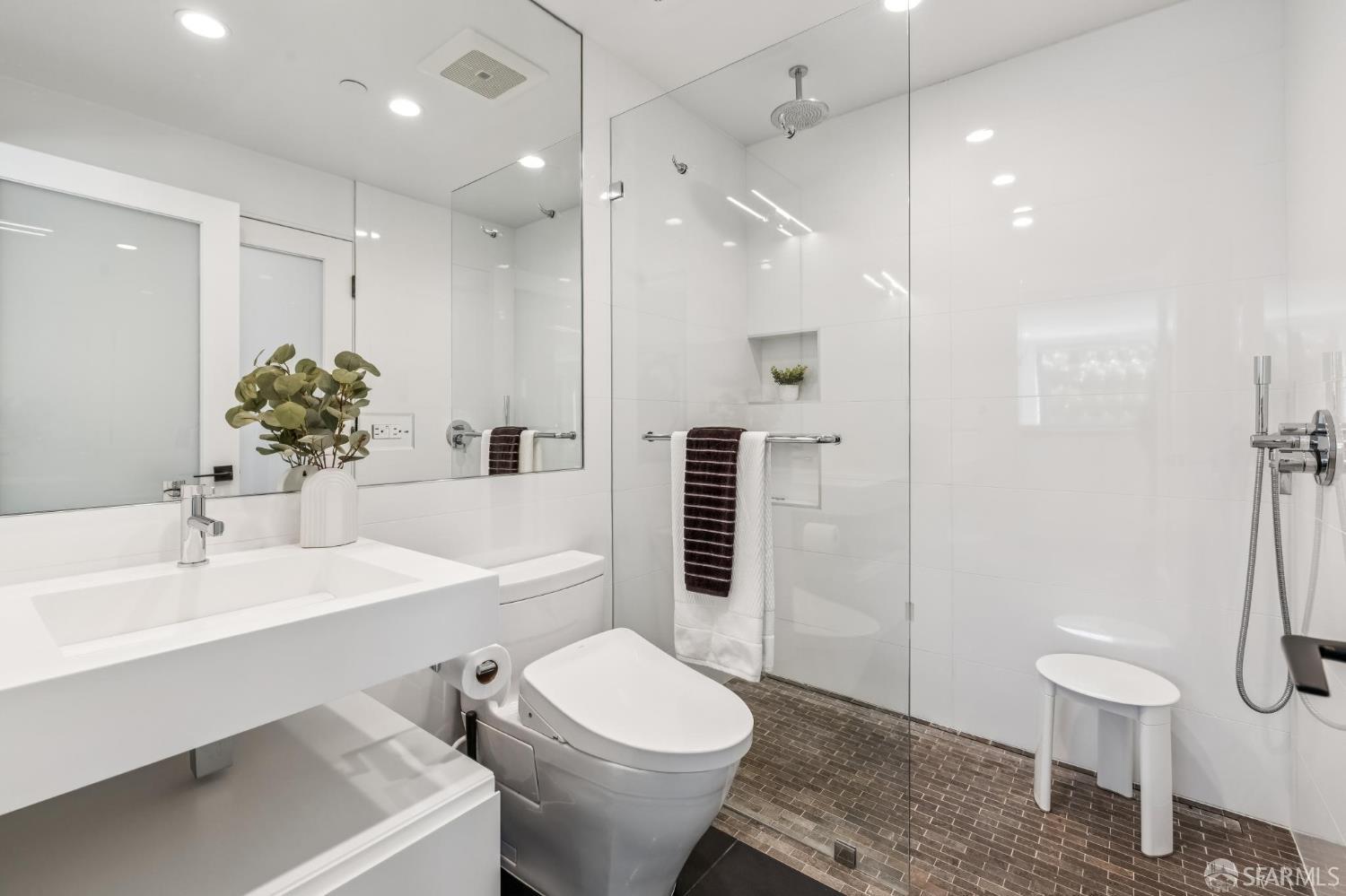 Detail Gallery Image 50 of 57 For 1485 Noe St, San Francisco,  CA 94131 - – Beds | – Baths