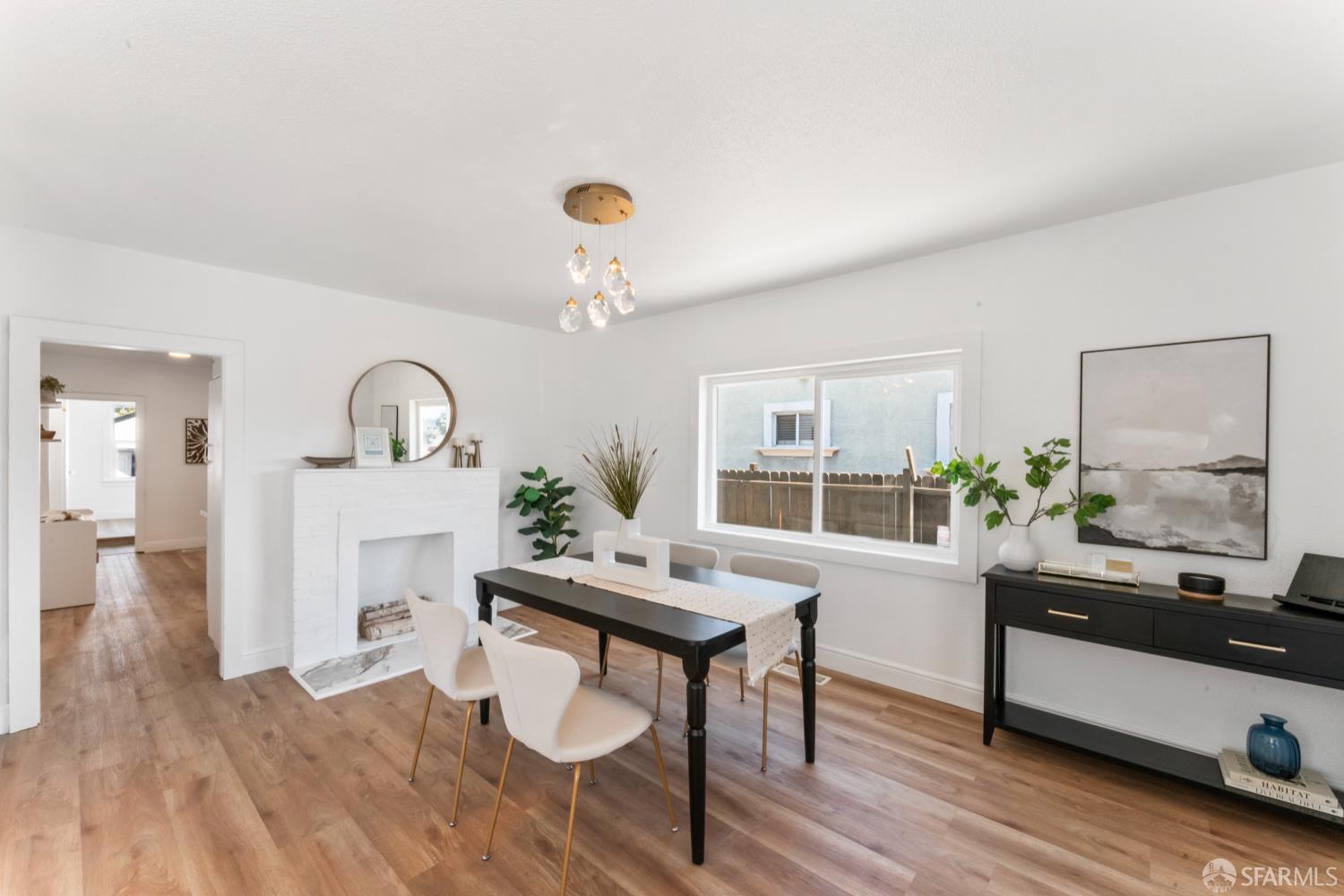Detail Gallery Image 8 of 30 For 2621 Ritchie St, Oakland,  CA 94605 - 3 Beds | 1 Baths