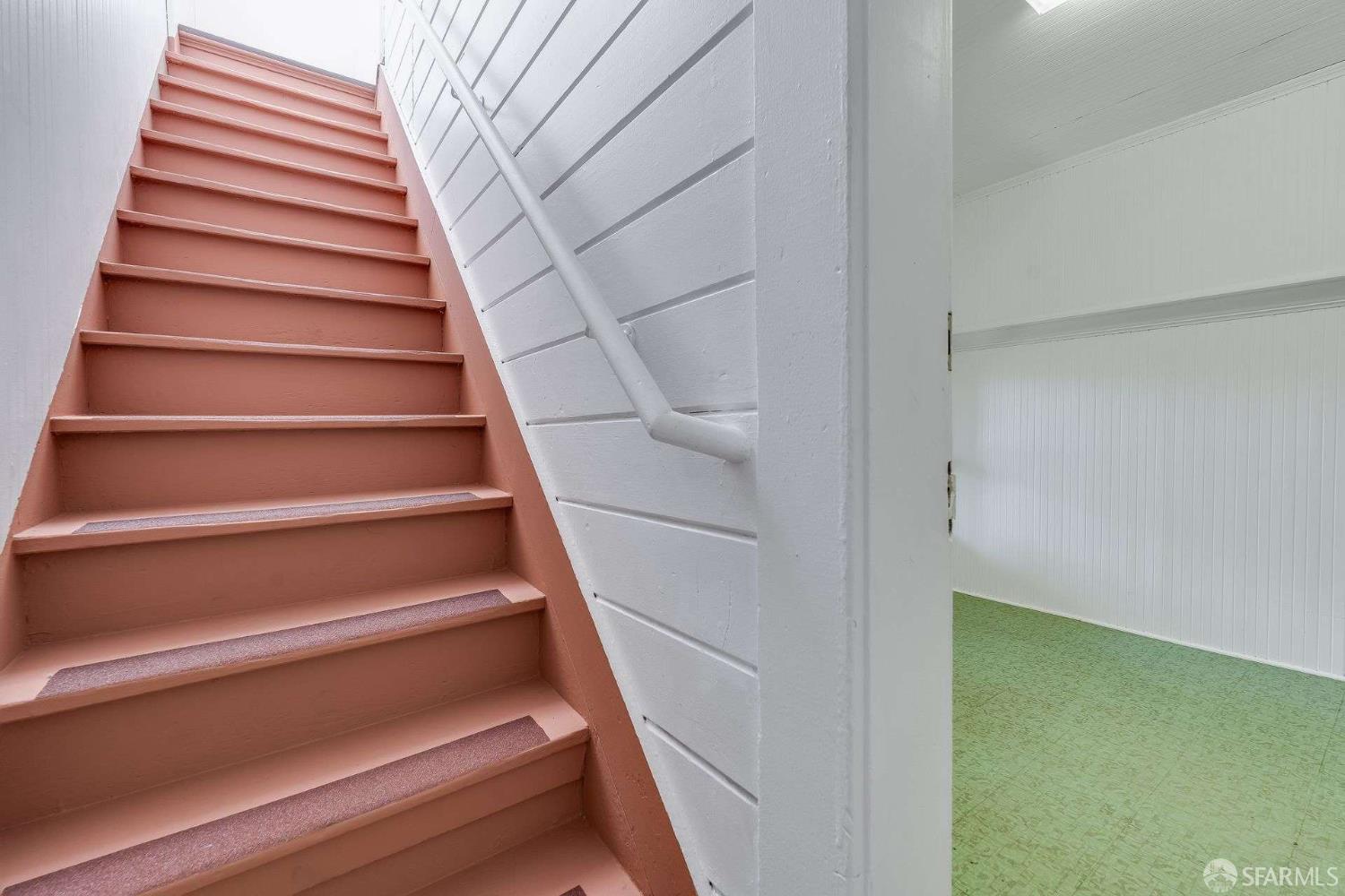 Detail Gallery Image 21 of 33 For 343 Raymond Ave, San Francisco,  CA 94134 - 4 Beds | 1 Baths