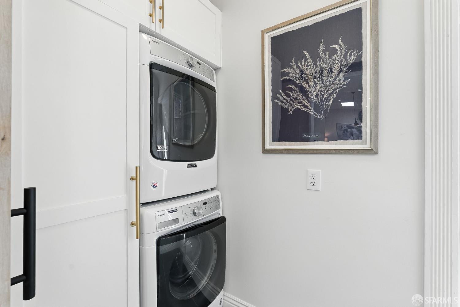 Detail Gallery Image 14 of 19 For 1070 Post St #4,  San Francisco,  CA 94109 - 3 Beds | 2 Baths