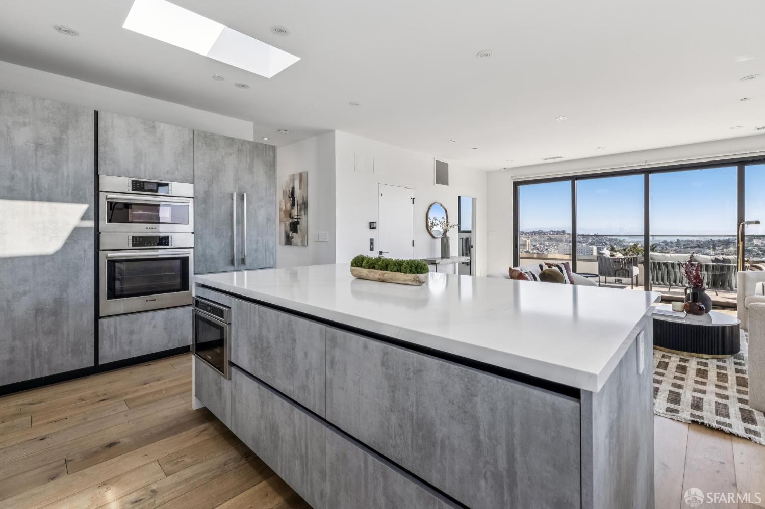 Detail Gallery Image 13 of 57 For 1485 Noe St, San Francisco,  CA 94131 - – Beds | – Baths