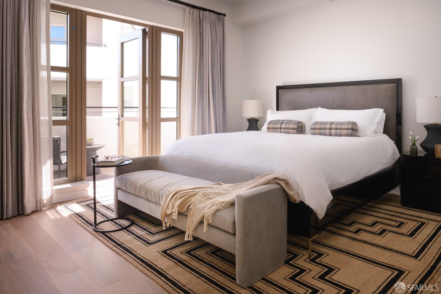 Detail Gallery Image 17 of 50 For 36 Meadow Dr #202,  San Francisco,  CA 94130 - 3 Beds | 3/1 Baths