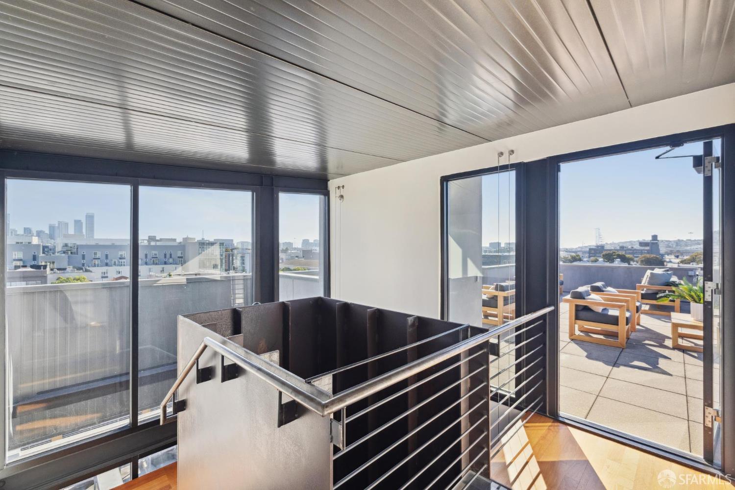 Detail Gallery Image 44 of 58 For 55 Sheridan St, San Francisco,  CA 94103 - 4 Beds | 3/1 Baths