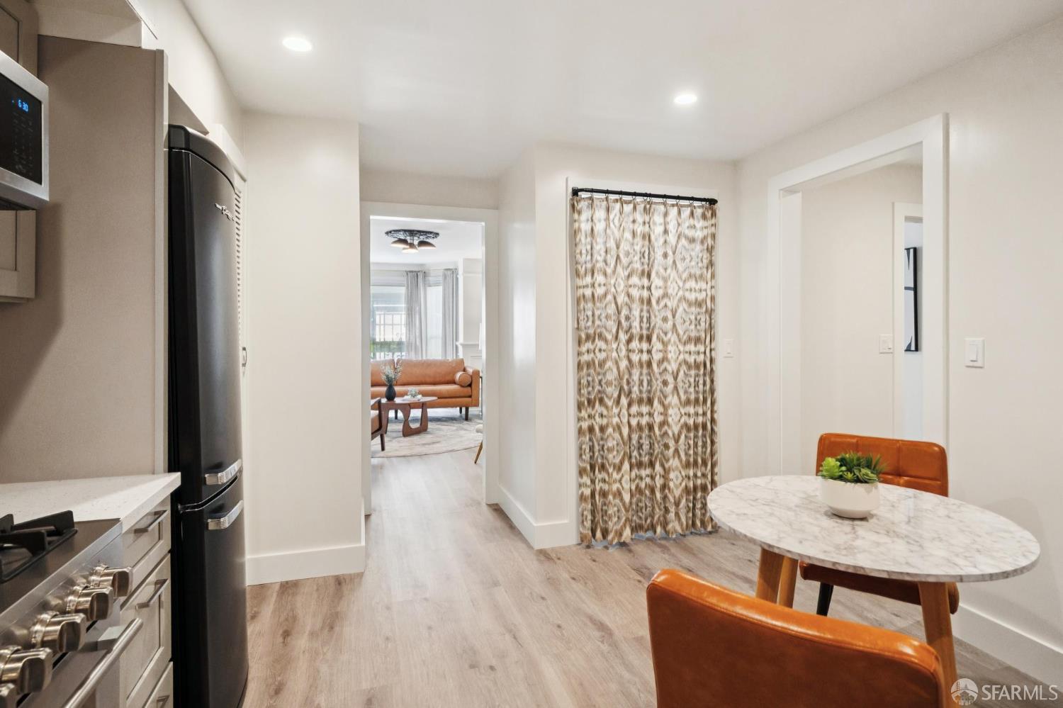Photo #14: 425070831 Listing: Photo #14