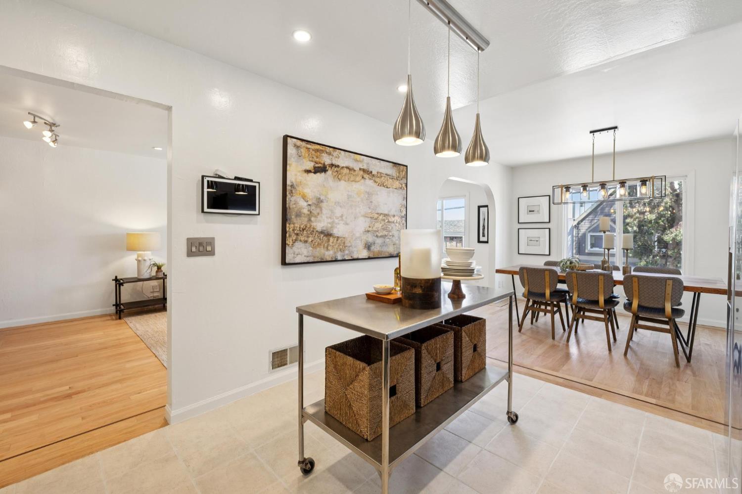 Detail Gallery Image 11 of 55 For 280 Madison St, San Francisco,  CA 94134 - 3 Beds | 2 Baths
