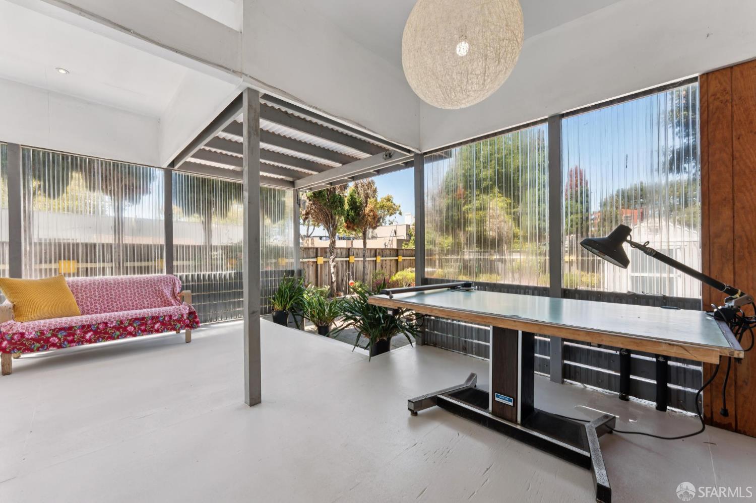 Detail Gallery Image 21 of 24 For 1109 Channing Way, Berkeley,  CA 94702 - 2 Beds | 1 Baths