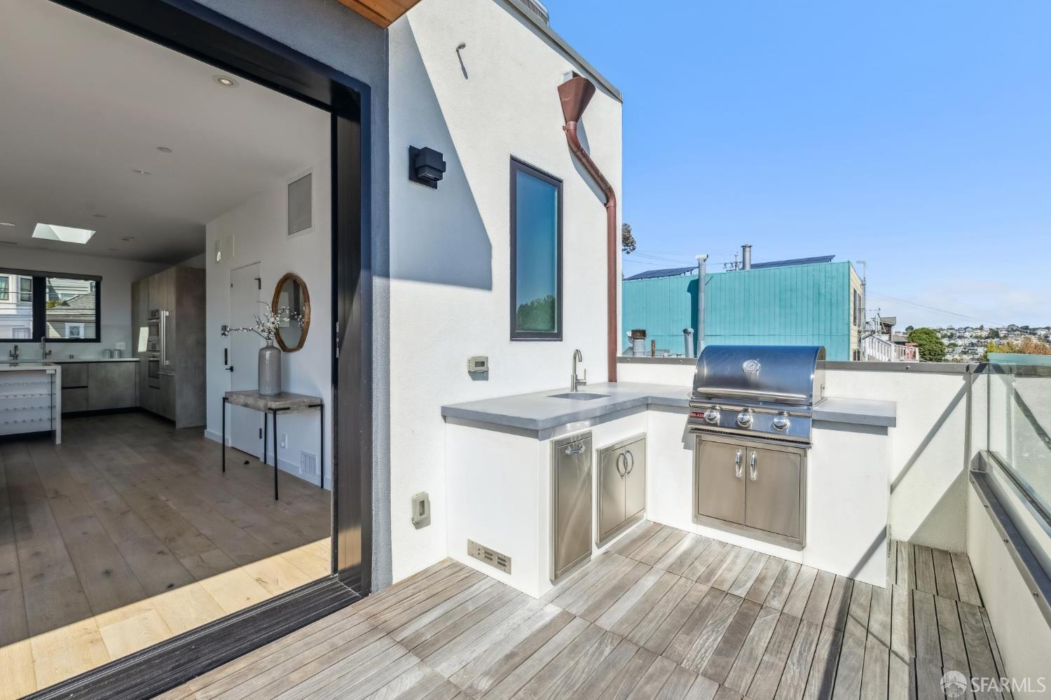 Detail Gallery Image 21 of 57 For 1485 Noe St, San Francisco,  CA 94131 - – Beds | – Baths