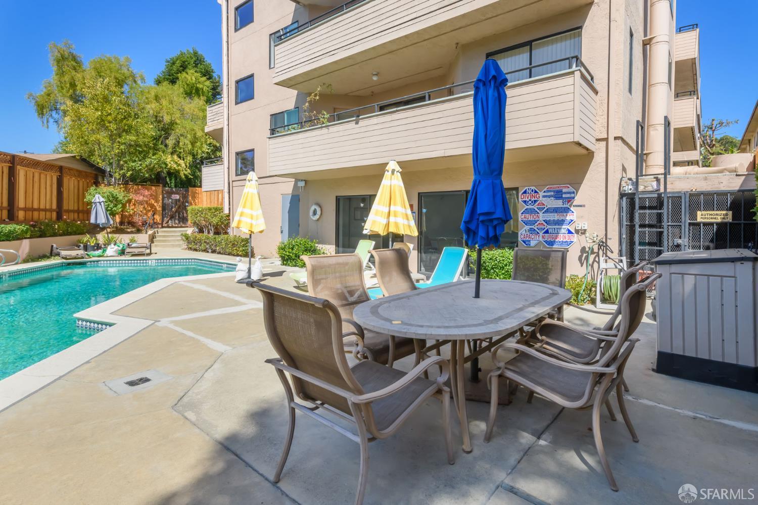 Detail Gallery Image 27 of 28 For 777 Morrell Ave #302,  Burlingame,  CA 94010 - 1 Beds | 1 Baths