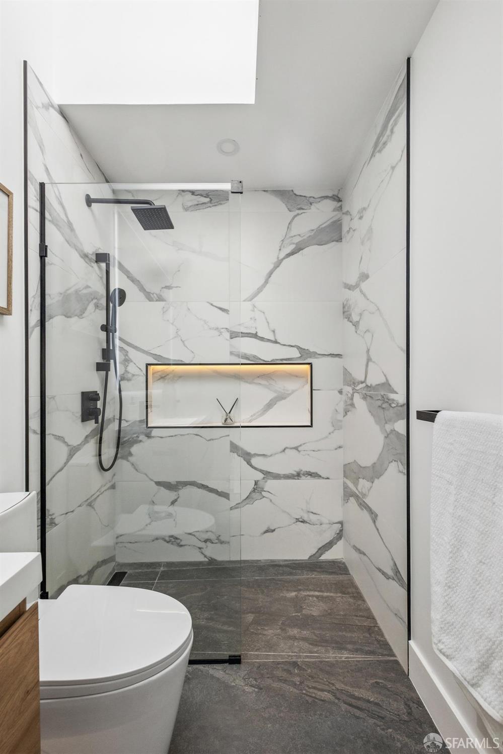 Detail Gallery Image 32 of 66 For 475 Head St, San Francisco,  CA 94132 - 4 Beds | 3 Baths