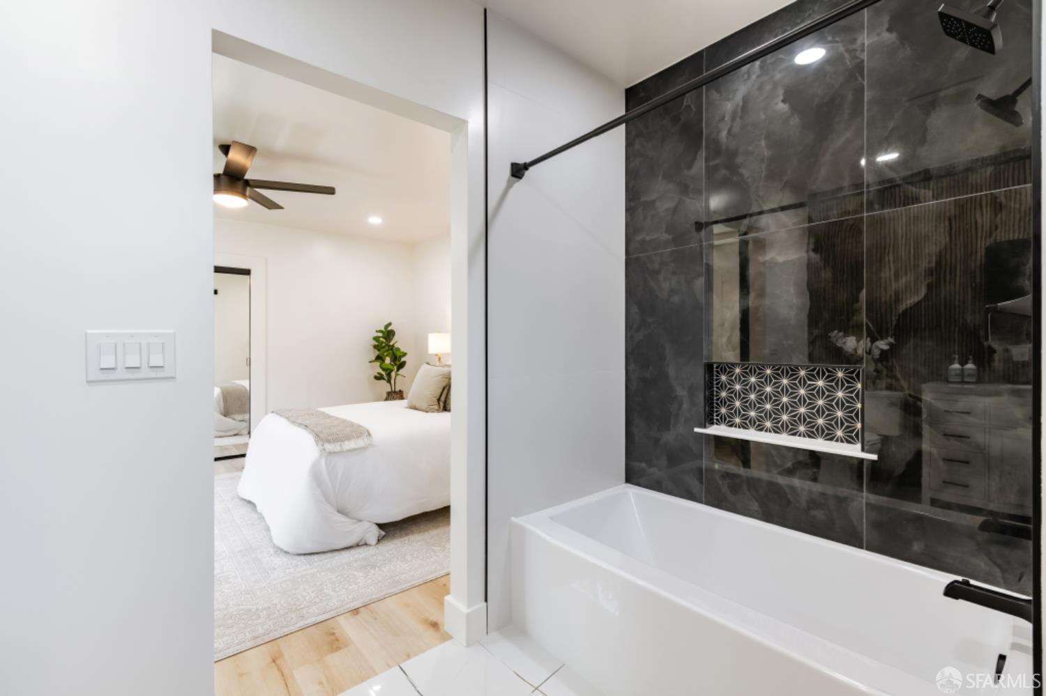 Detail Gallery Image 18 of 25 For 3568 Harper St, Oakland,  CA 94601 - 3 Beds | 2 Baths