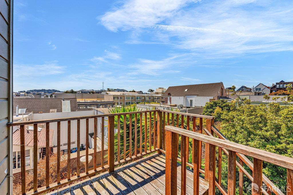 Photo #6: 425070728 Listing 