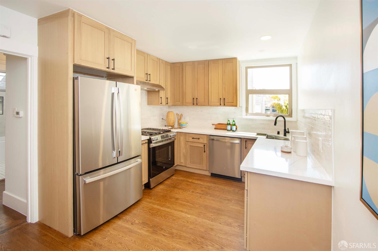 Detail Gallery Image 13 of 29 For 419 Capistrano Ave, San Francisco,  CA 94112 - 2 Beds | 1 Baths