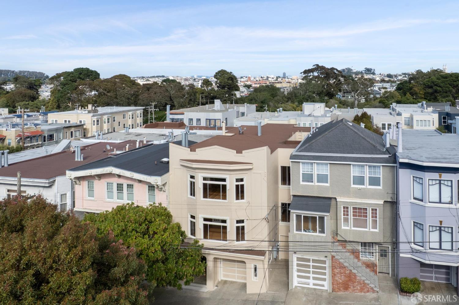 Photo #33: 425071035 Listing: Photo #33