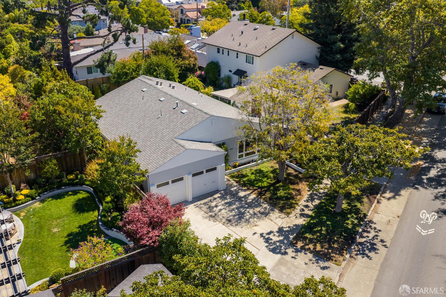 Detail Gallery Image 40 of 43 For 2615 Alameda De Las Pulgas, San Mateo,  CA 94403 - 3 Beds | 2 Baths