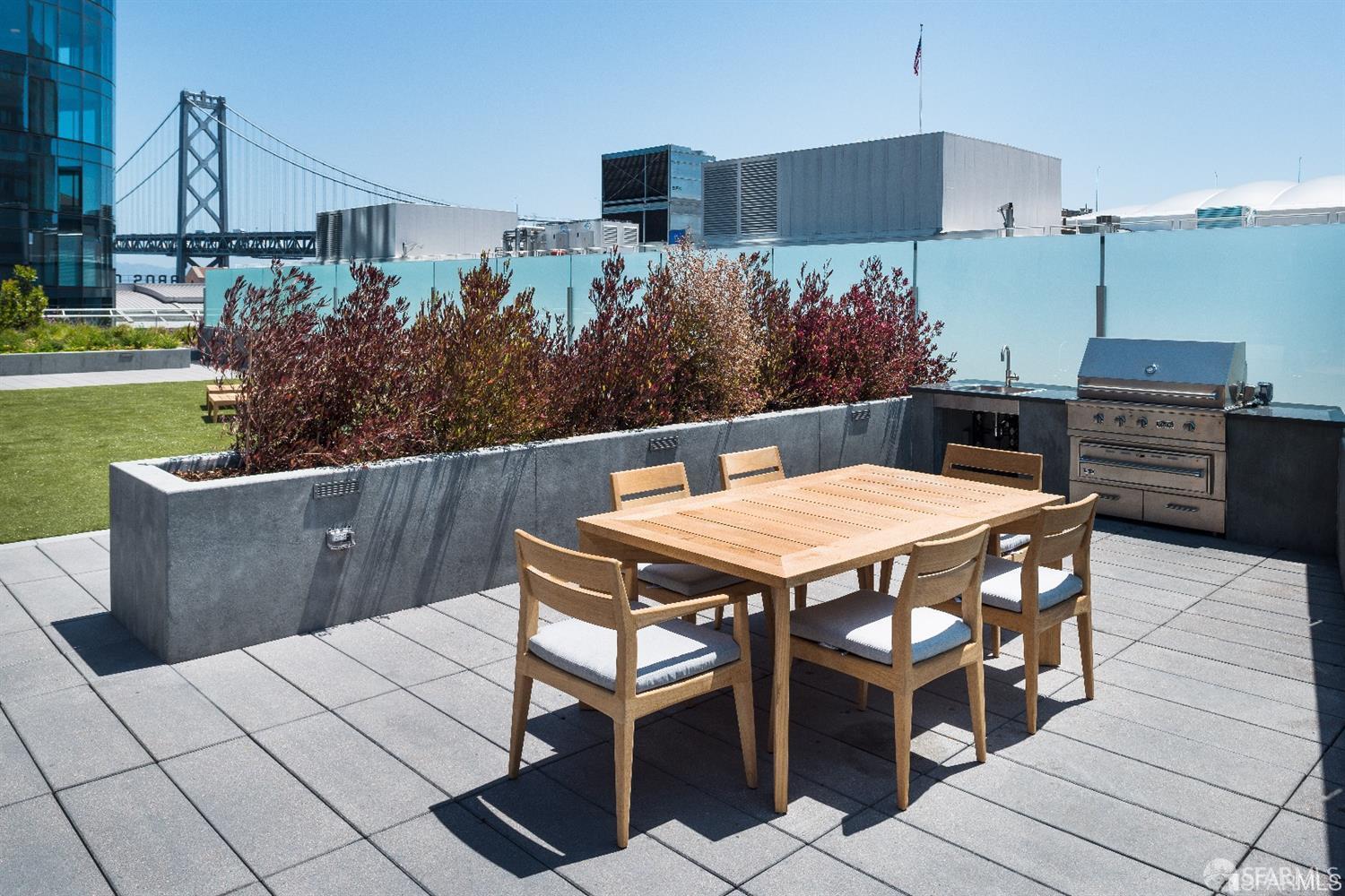 Detail Gallery Image 50 of 50 For 201 Folsom St Ph41,  San Francisco,  CA 94105 - 3 Beds | 3 Baths