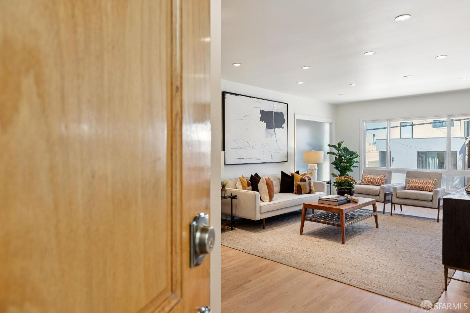 Detail Gallery Image 2 of 55 For 280 Madison St, San Francisco,  CA 94134 - 3 Beds | 2 Baths