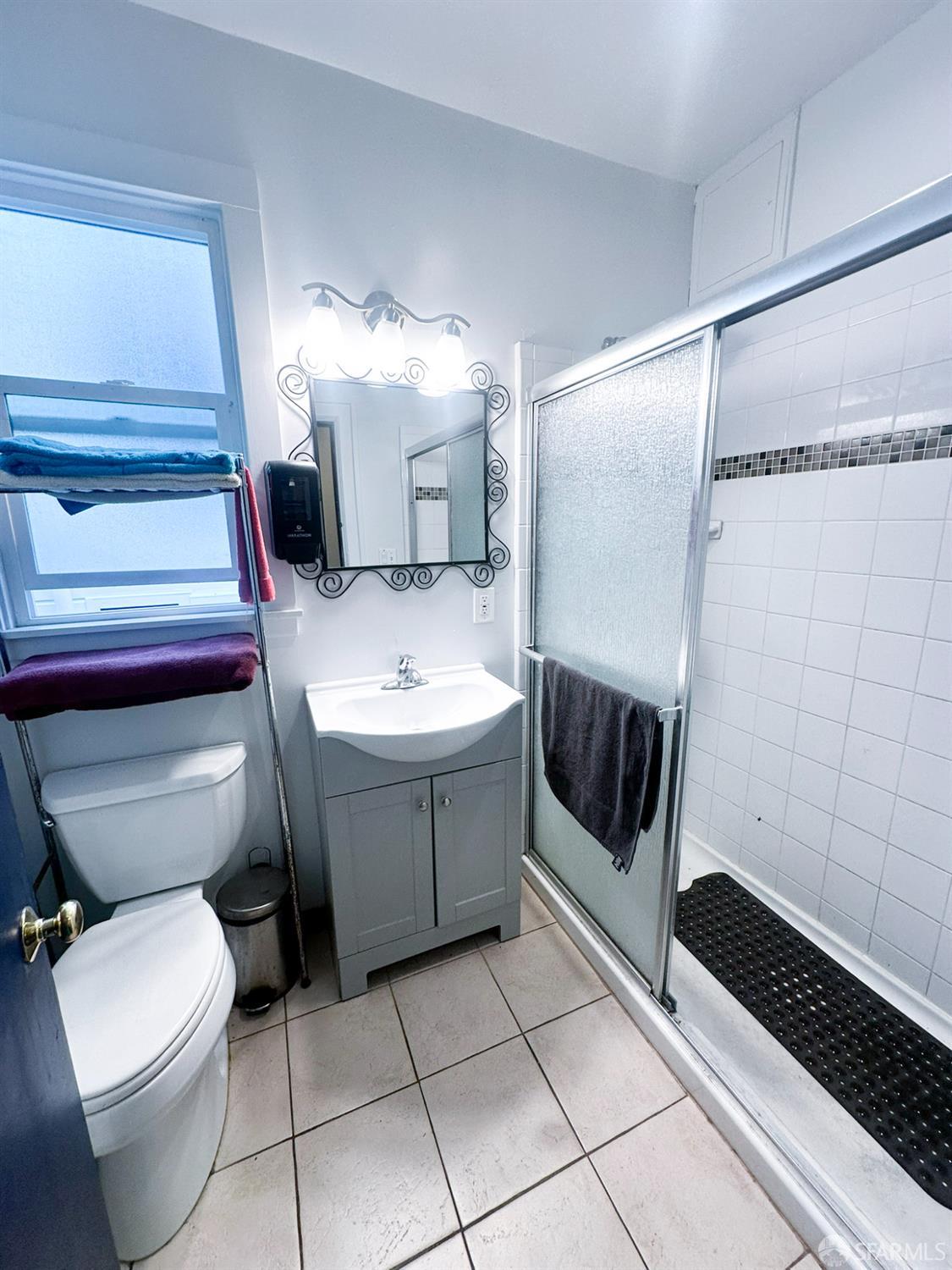 Detail Gallery Image 4 of 9 For 1200 Haight St, San Francisco,  CA 94117 - – Beds | – Baths
