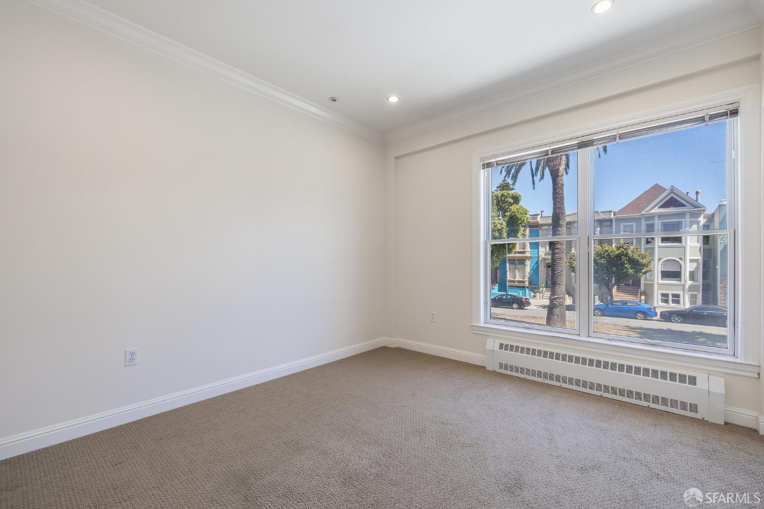 Detail Gallery Image 4 of 48 For 1592 Dolores St, San Francisco,  CA 94110 - 3 Beds | 2 Baths
