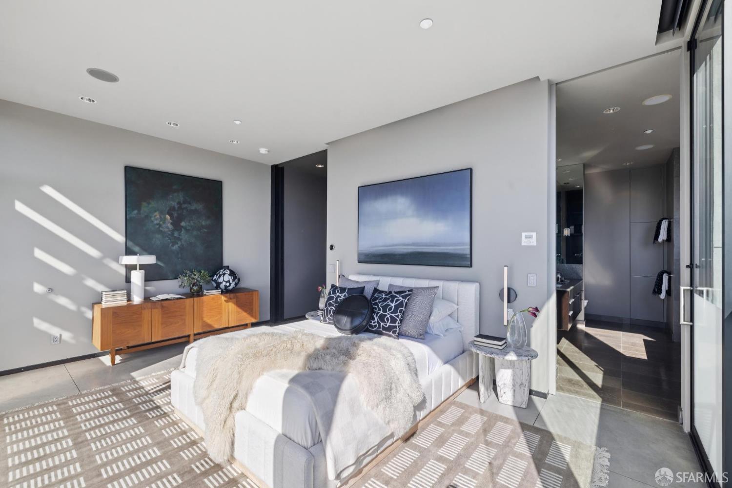 Detail Gallery Image 28 of 58 For 55 Sheridan St, San Francisco,  CA 94103 - 4 Beds | 3/1 Baths