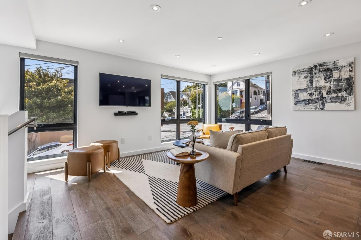 Detail Gallery Image 44 of 62 For 1485 Noe St, San Francisco,  CA 94131 - 6 Beds | 5/1 Baths