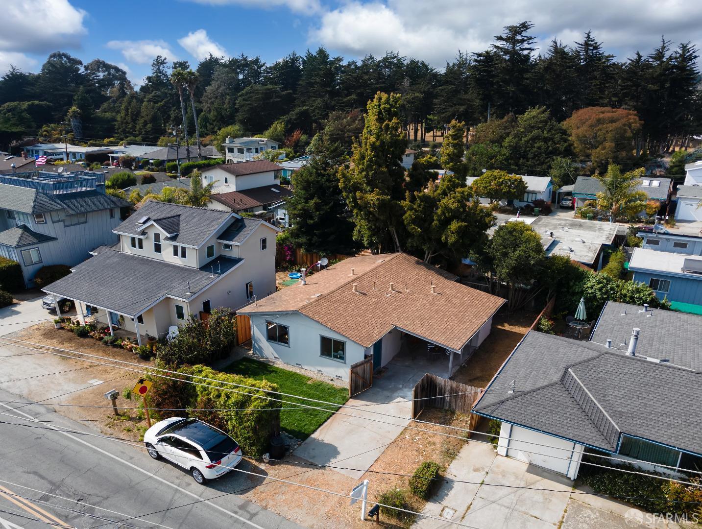 Detail Gallery Image 6 of 21 For 210 Center Ave a,  Aptos,  CA 95003 - 2 Beds | 1 Baths