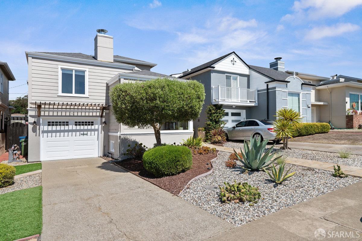Detail Gallery Image 2 of 68 For 174 Westlawn Ave, Daly City,  CA 94015 - 3 Beds | 1/1 Baths