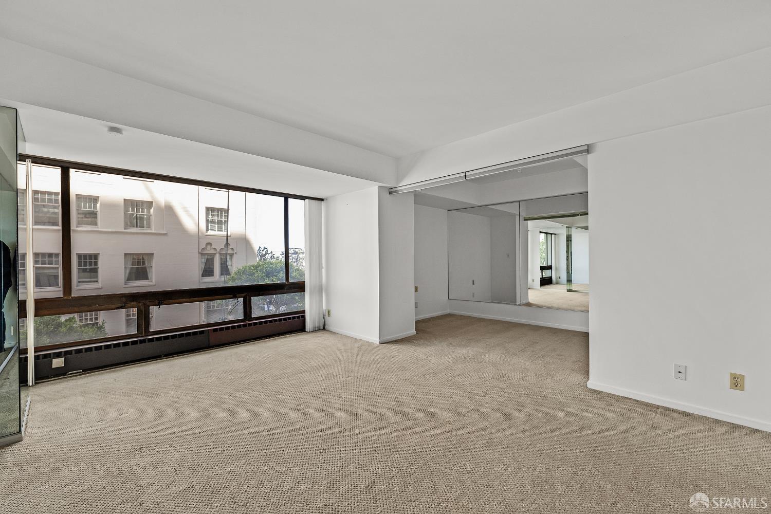 Photo #17: 425068229 Listing: Photo #17