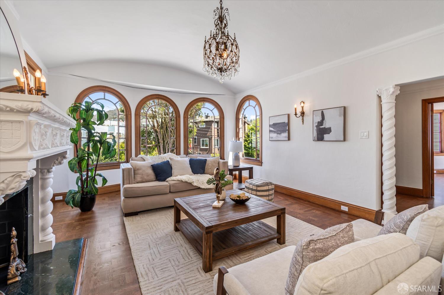 Detail Gallery Image 4 of 33 For 2645 14th Ave, San Francisco,  CA 94127 - 5 Beds | 3 Baths