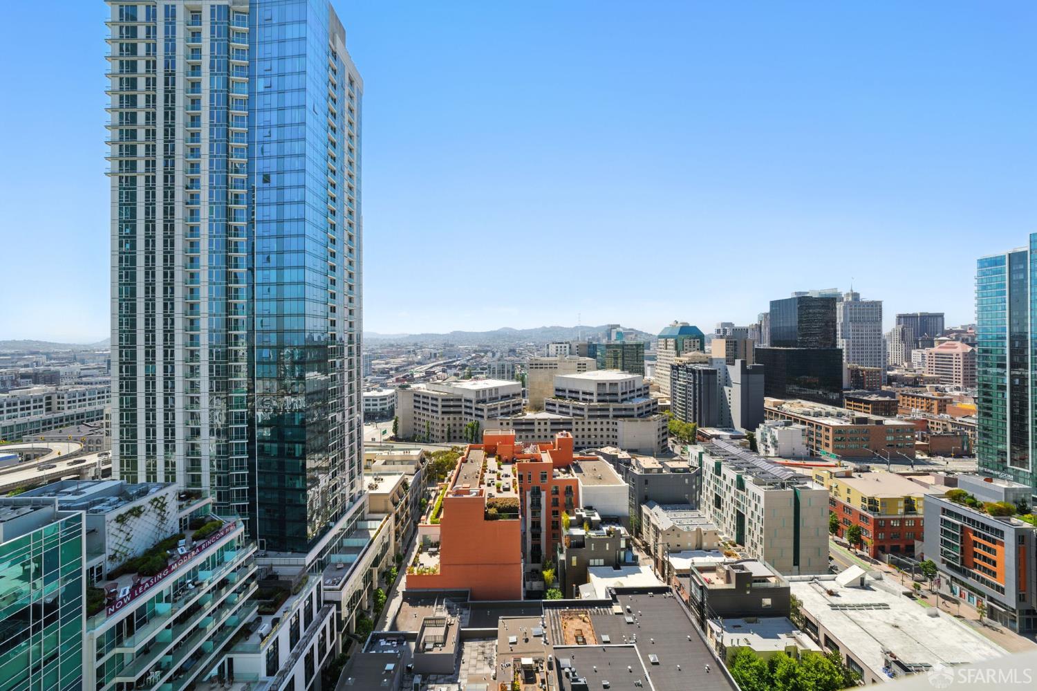 Photo #11: 425039723 Listing: Photo #11