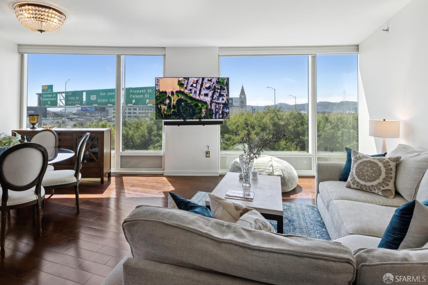 Photo #3: 425070133 Listing 