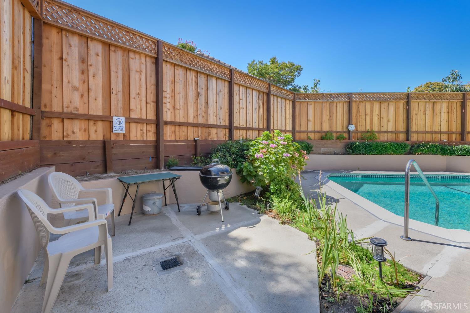 Detail Gallery Image 26 of 28 For 777 Morrell Ave #302,  Burlingame,  CA 94010 - 1 Beds | 1 Baths
