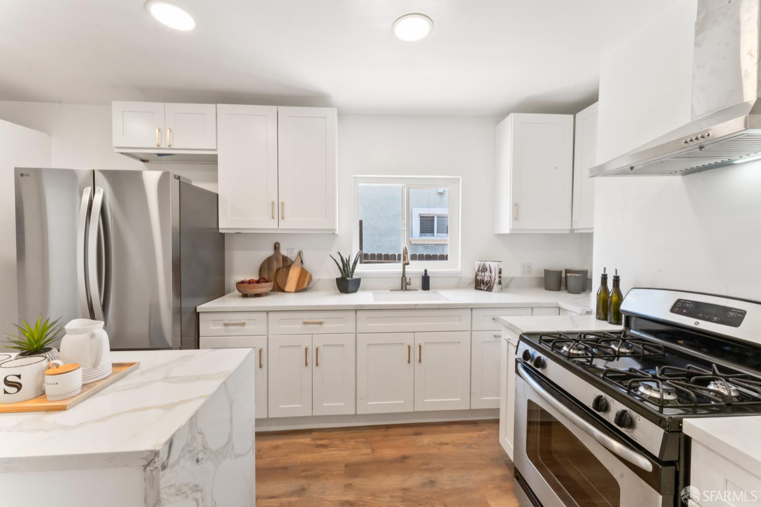 Detail Gallery Image 12 of 30 For 2621 Ritchie St, Oakland,  CA 94605 - 3 Beds | 1 Baths