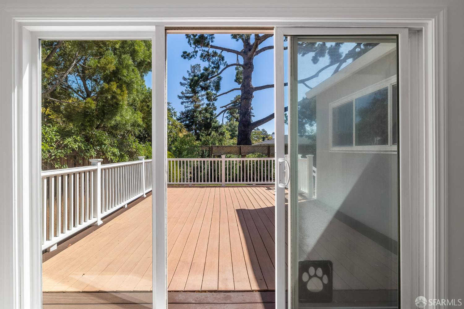 Detail Gallery Image 31 of 43 For 2615 Alameda De Las Pulgas, San Mateo,  CA 94403 - 3 Beds | 2 Baths