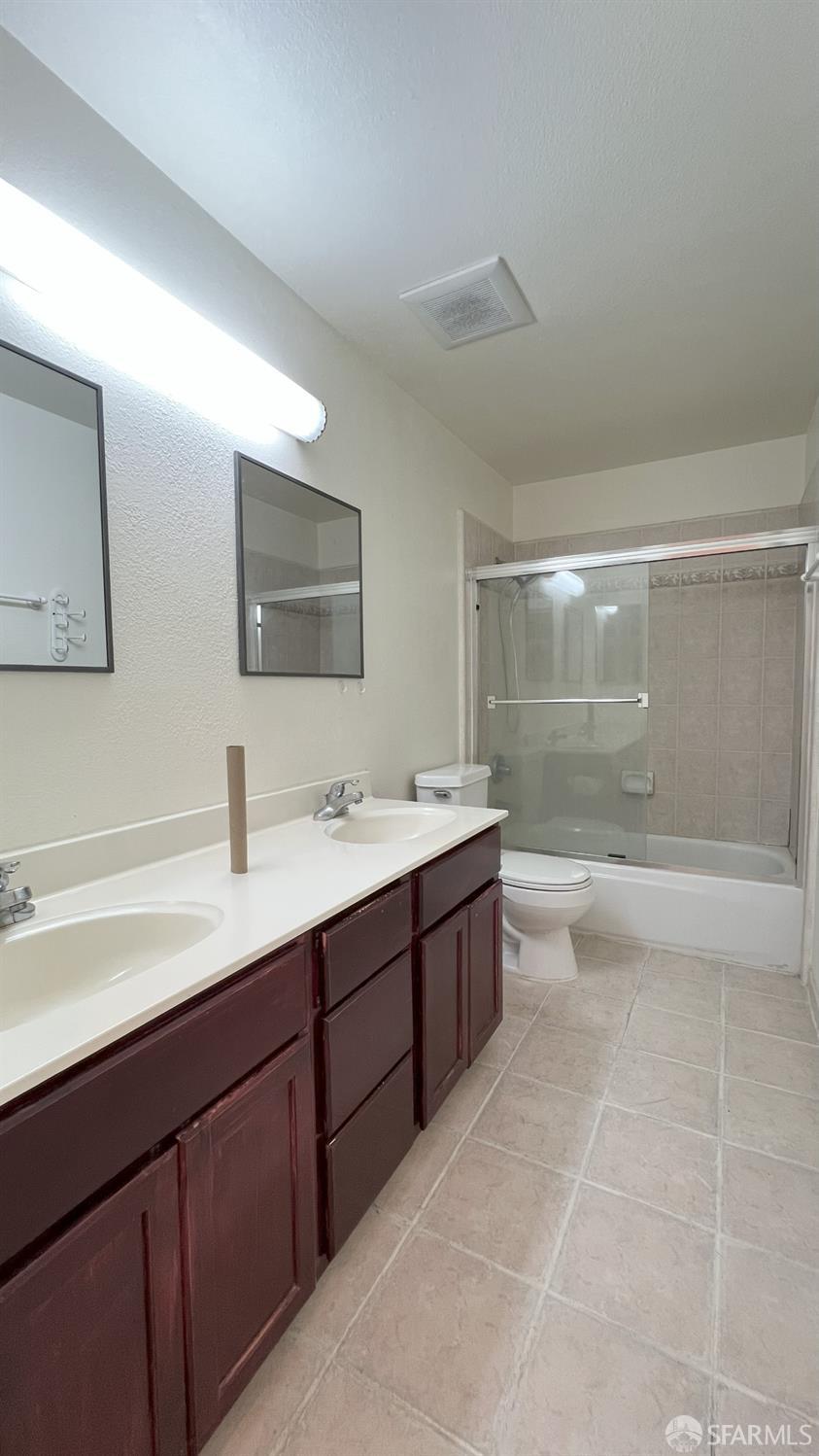 Detail Gallery Image 7 of 17 For 1828 Newhall St, San Francisco,  CA 94124 - 2 Beds | 1 Baths