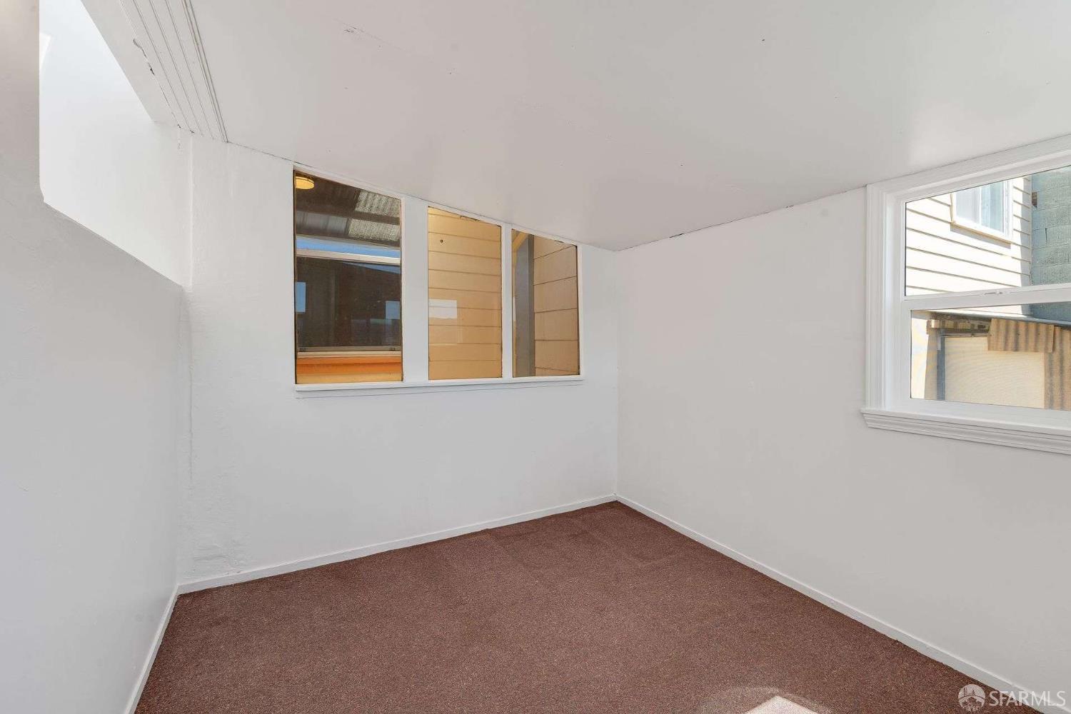 Detail Gallery Image 20 of 33 For 343 Raymond Ave, San Francisco,  CA 94134 - 4 Beds | 1 Baths