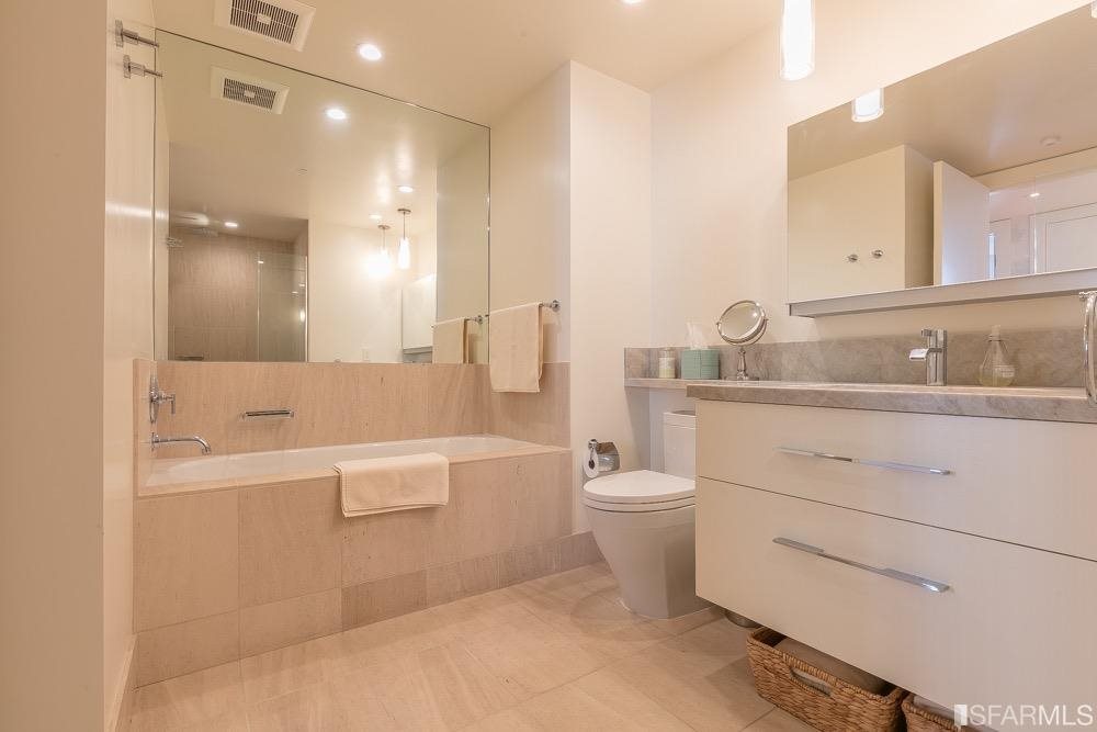 Detail Gallery Image 14 of 16 For 301 Mission St 25c,  San Francisco,  CA 94105 - 1 Beds | 1 Baths