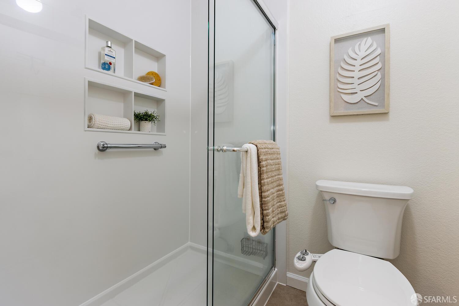 Detail Gallery Image 20 of 45 For 3 John Papan Ct, Daly City,  CA 94015 - 3 Beds | 2/1 Baths